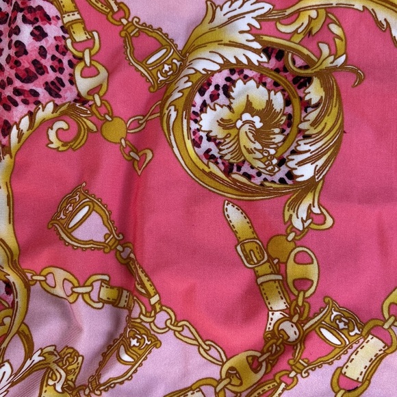 New GUESS One Piece Swimsuit SZ S - Picture 4 of 11